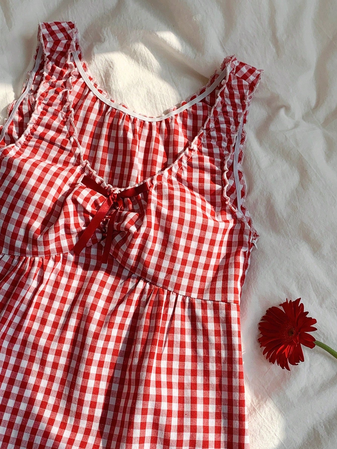 SHEIN EZwear Women's Summer Clothing Sweet Vacation Red And White Plaid Top Smocked Top With Bow Decoration